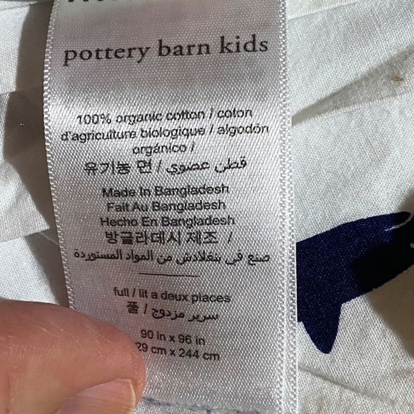 Pottery Barn Kids Mini Sharks FULL FLAT Sheet Org Cotton Ocean Breathable 92x88 - Picture 4 of 7